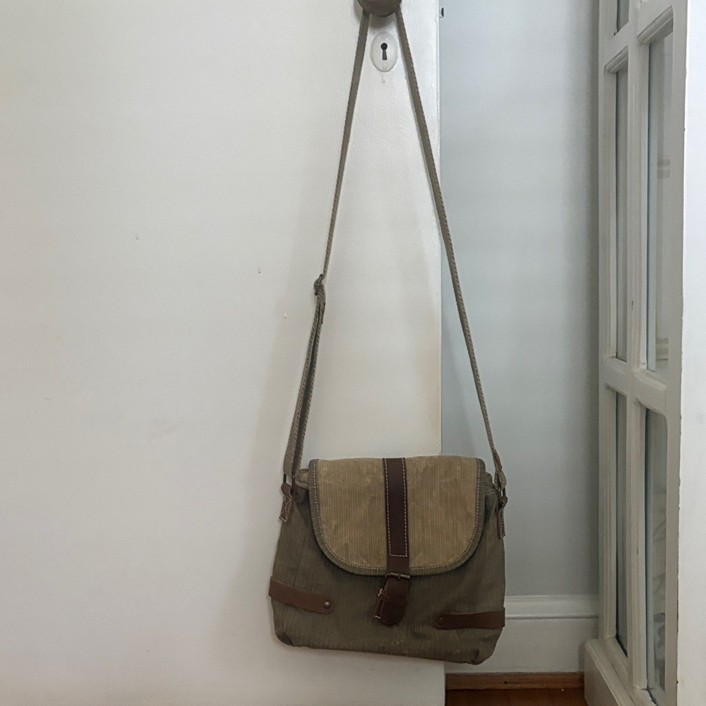 Crossbody canvas handbag tan brown leather